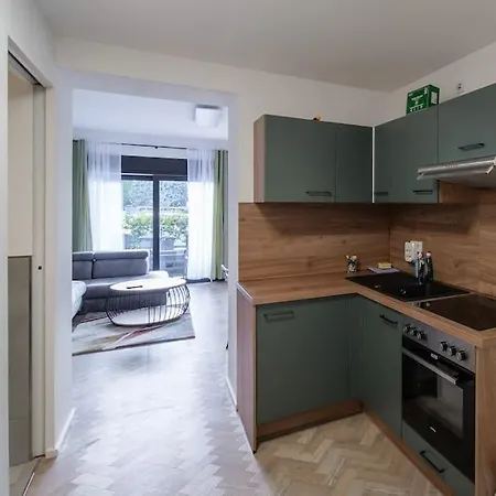 Bonquartier / Su-city / Terrace / Ice / Airport * Siegburg
